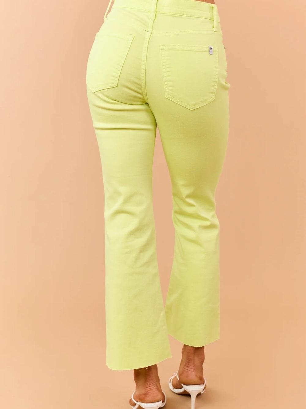 Sneak Peek Neon Lime Stretch Kick Flare Women’s Size 30 NTW